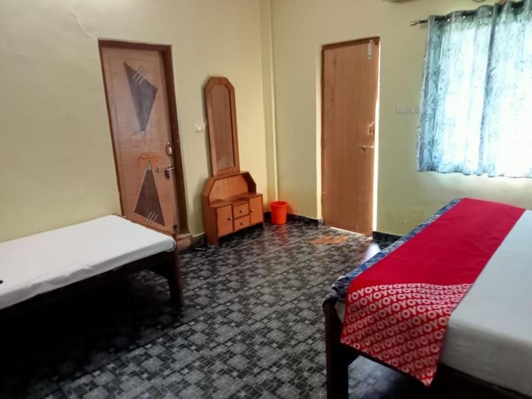 Oyo Flagship Tadoba Tiger Resort Mohurli Exterior foto